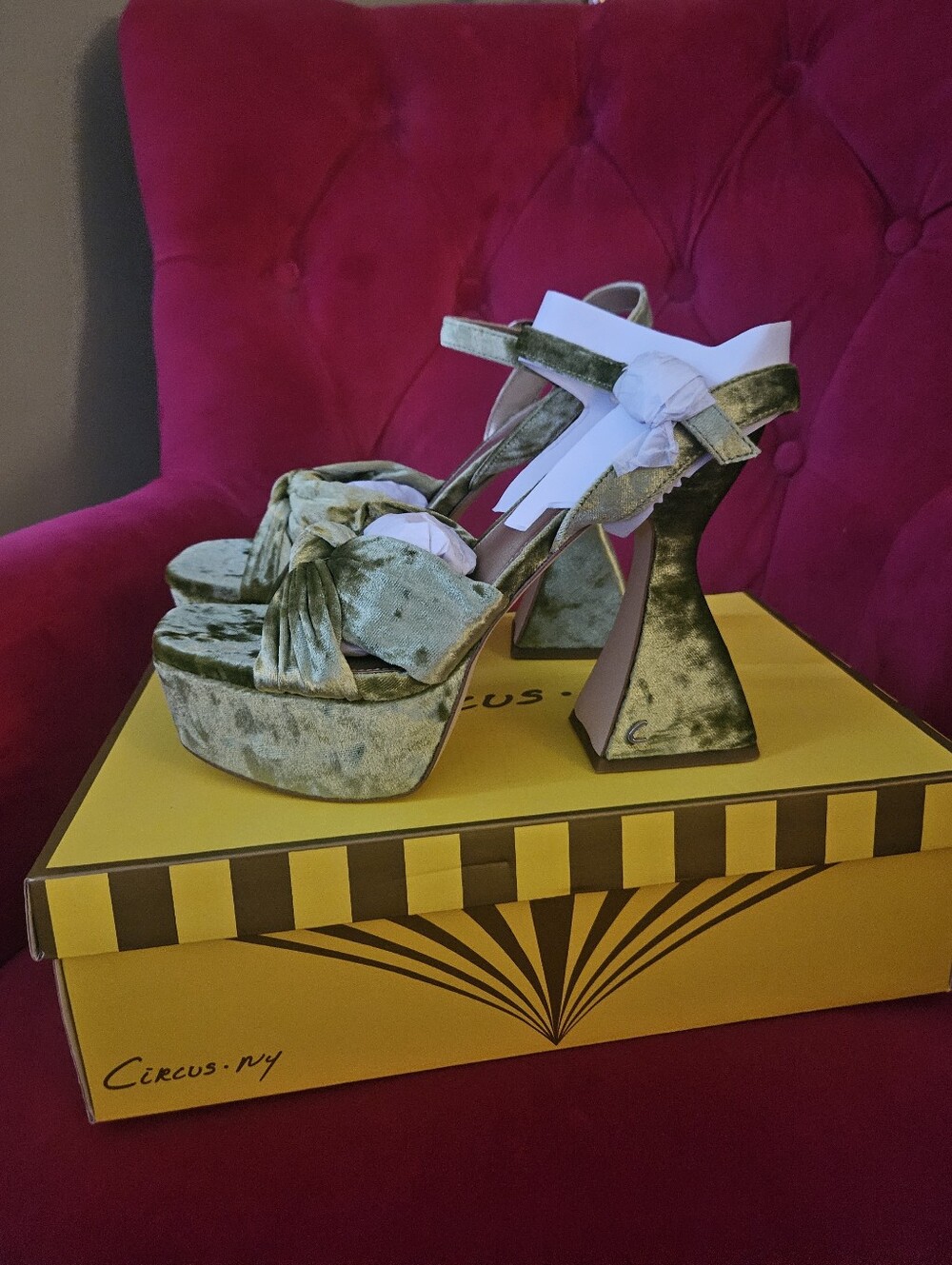 Circus by Sam Edelman Olive Green Velvet Platform Sandals - Picture 5 of 7